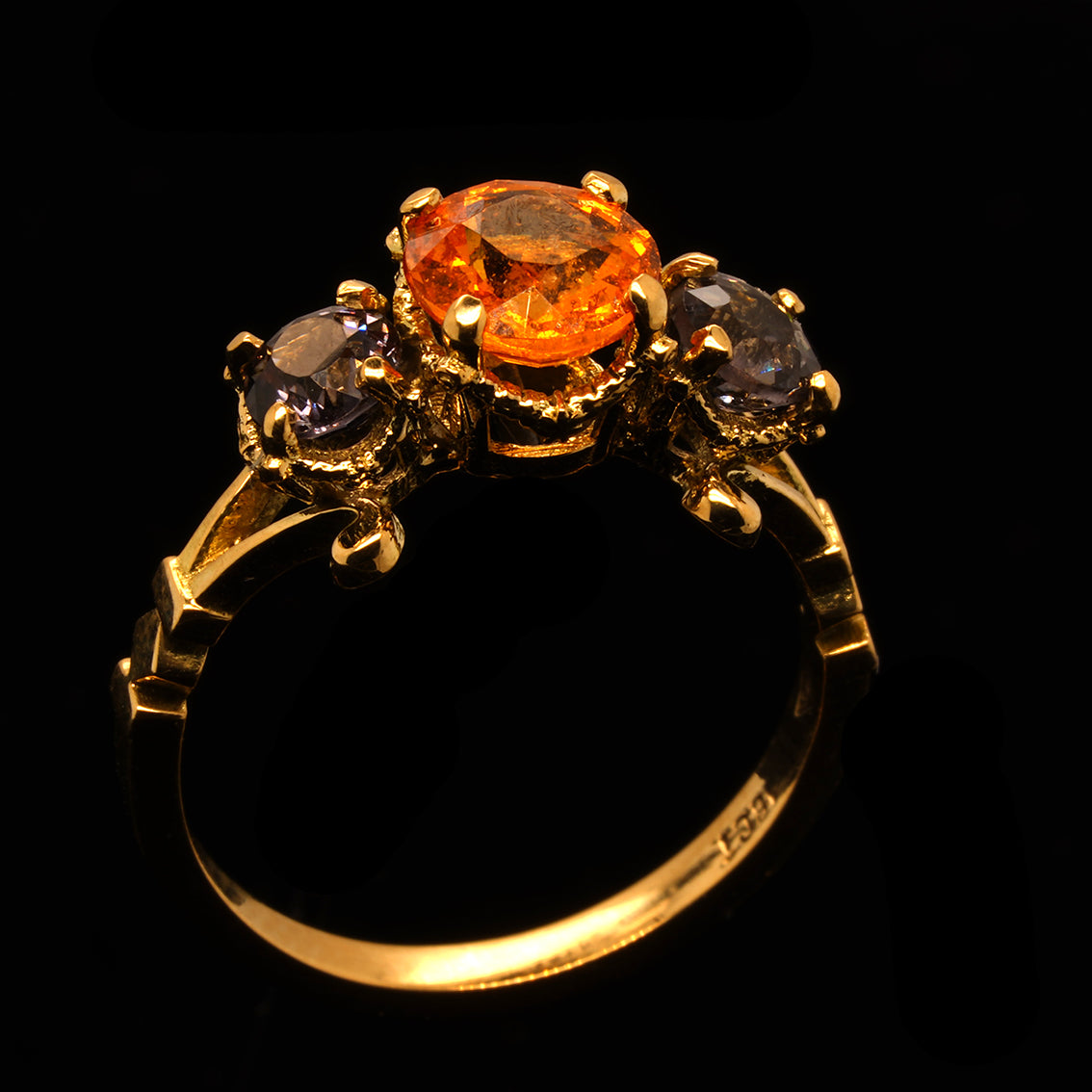 VELVET BONFIRE RING