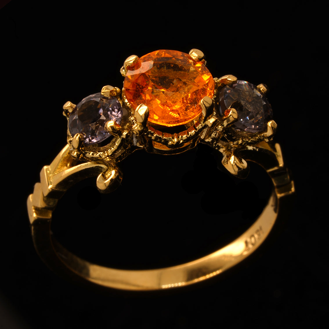 VELVET BONFIRE RING