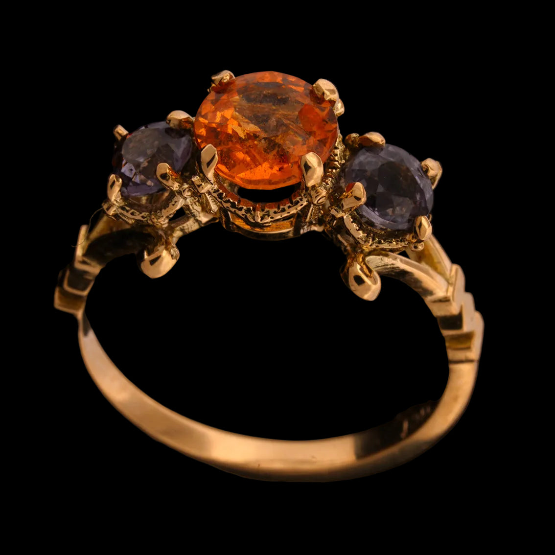 VELVET BONFIRE RING