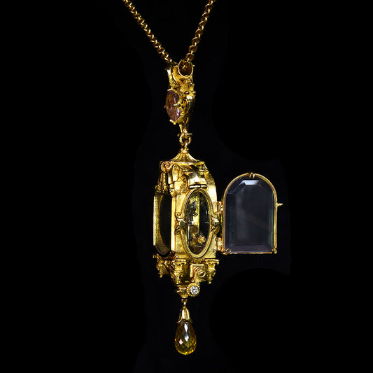 THE CHANGELING PENDANT