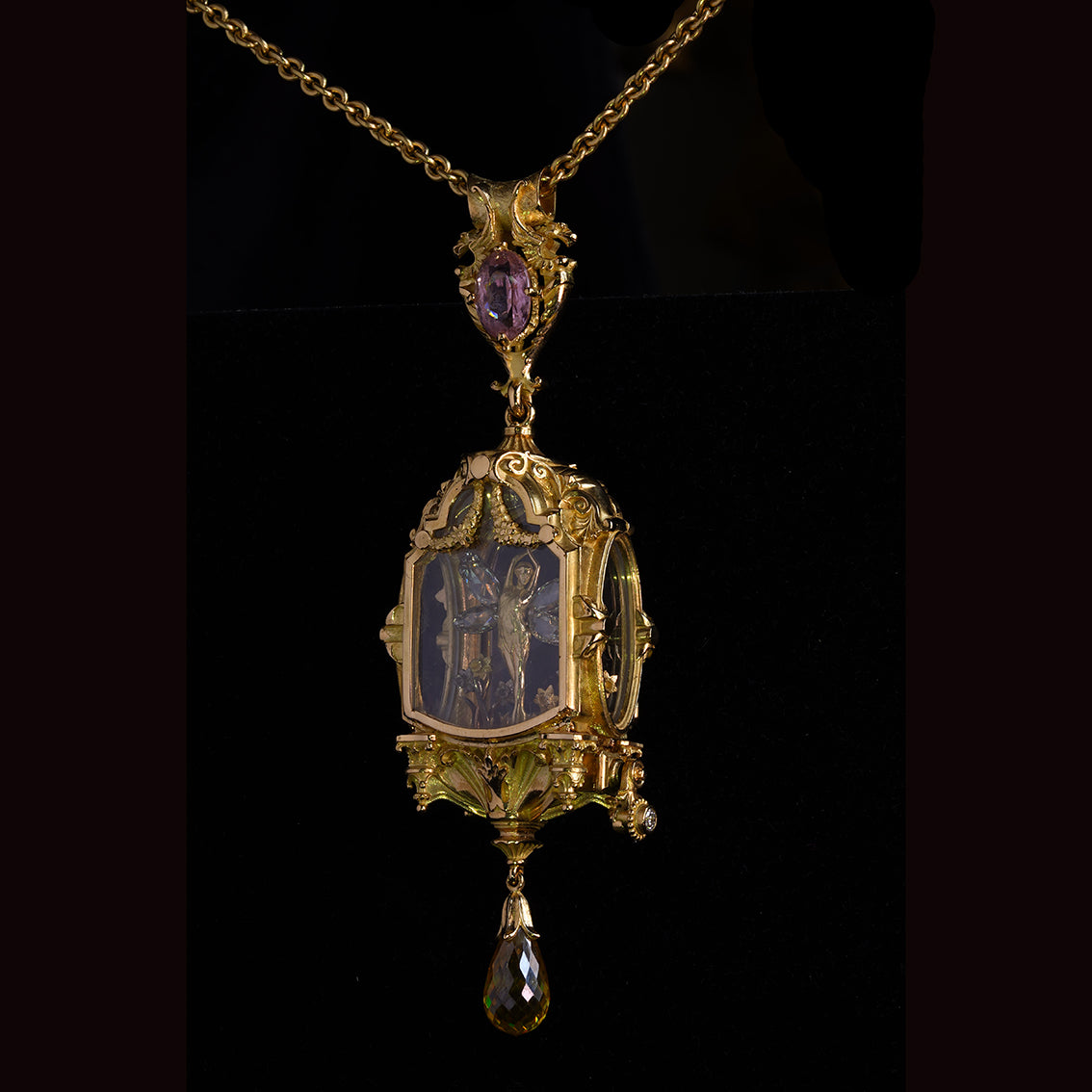 THE CHANGELING PENDANT