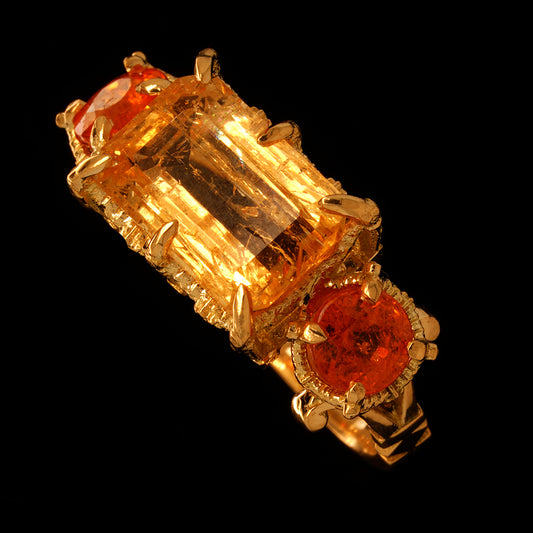 PRIMROSE MAJESTY RING