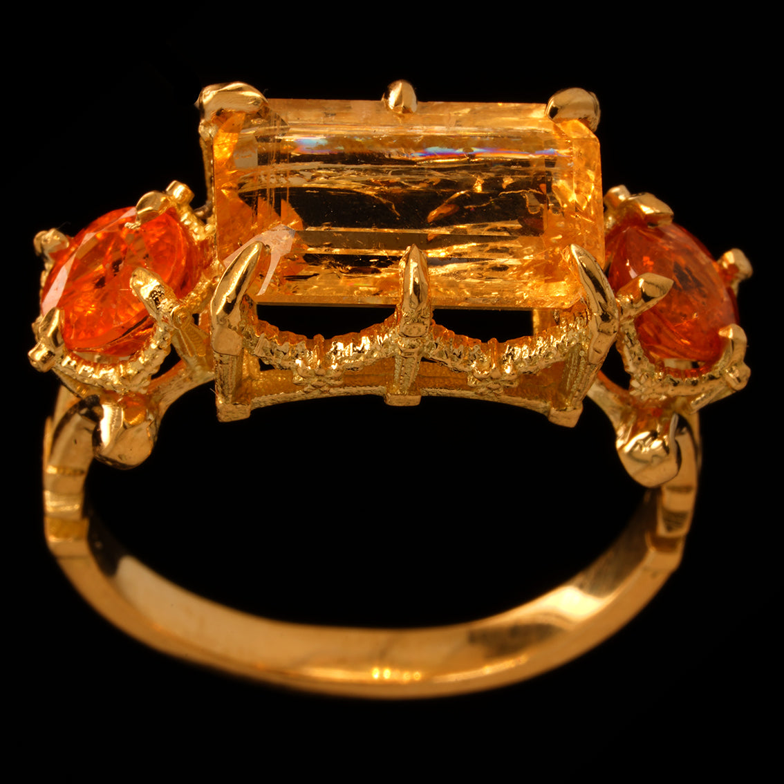 PRIMROSE MAJESTY RING