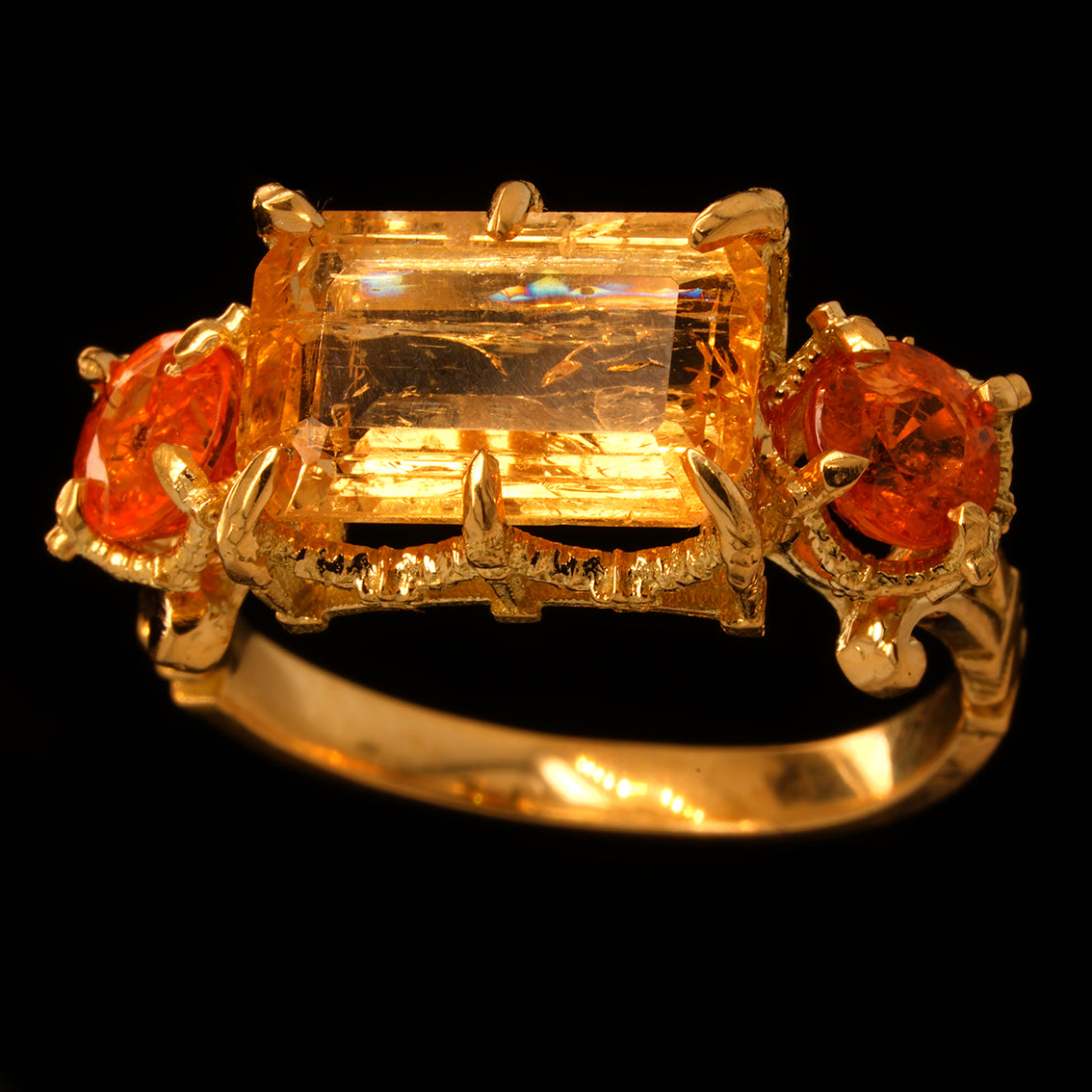PRIMROSE MAJESTY RING