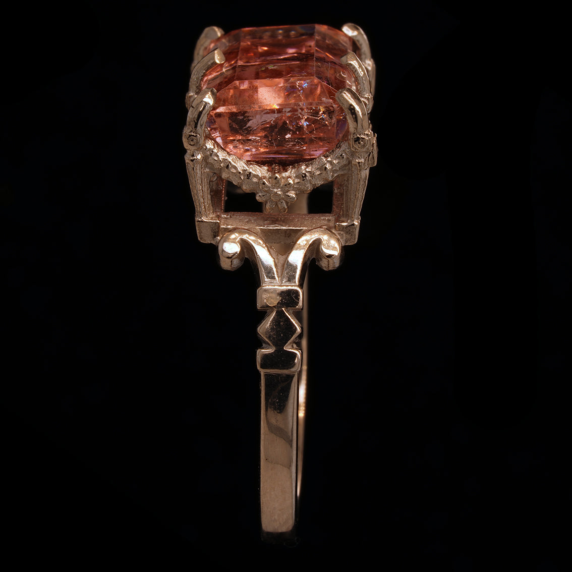 aa BLUSH OF ELEGANCE RING