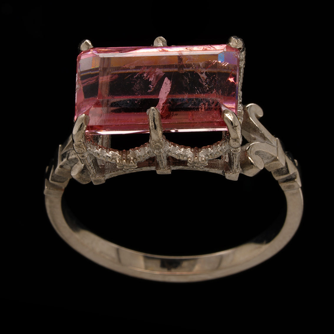 aa BLUSH OF ELEGANCE RING