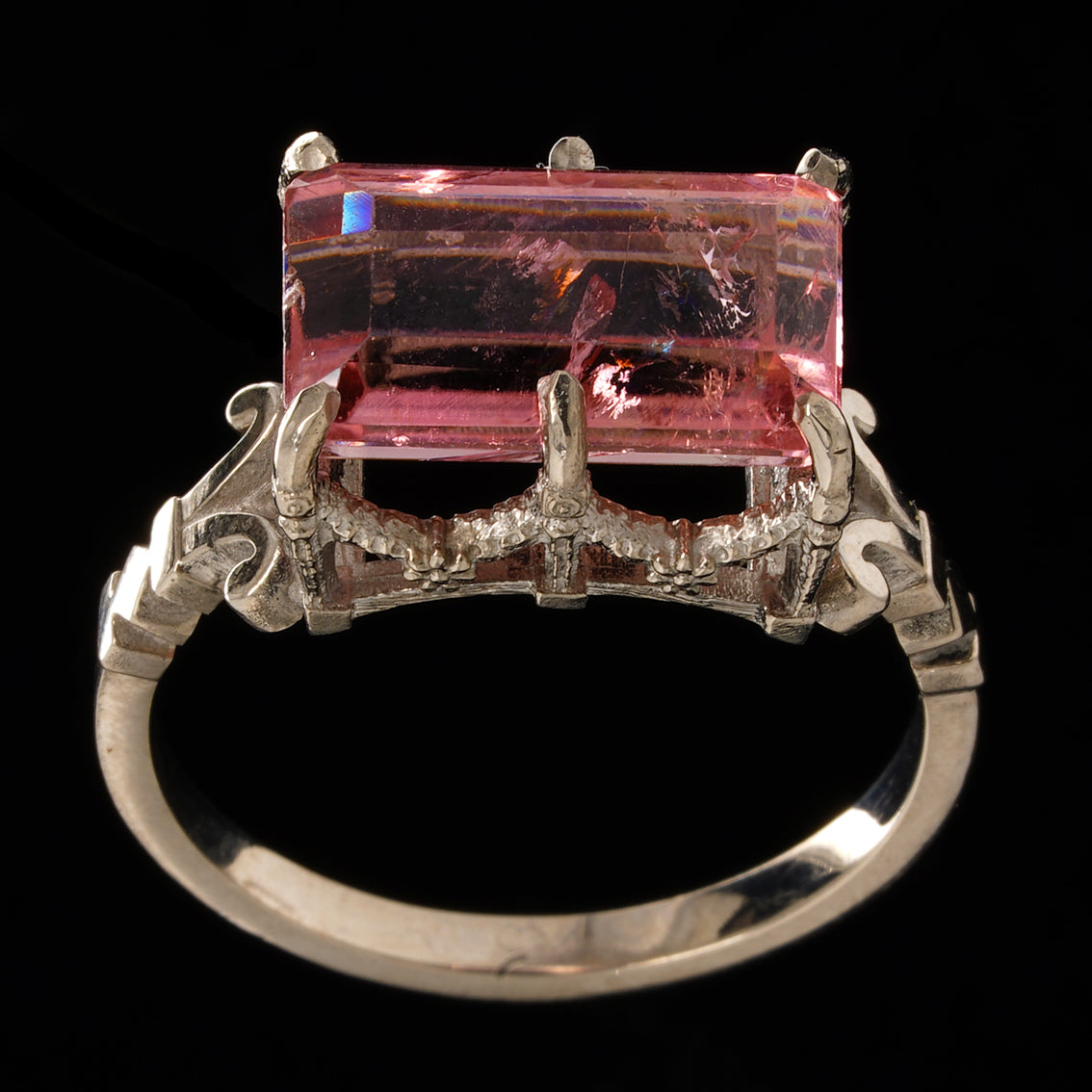 aa BLUSH OF ELEGANCE RING