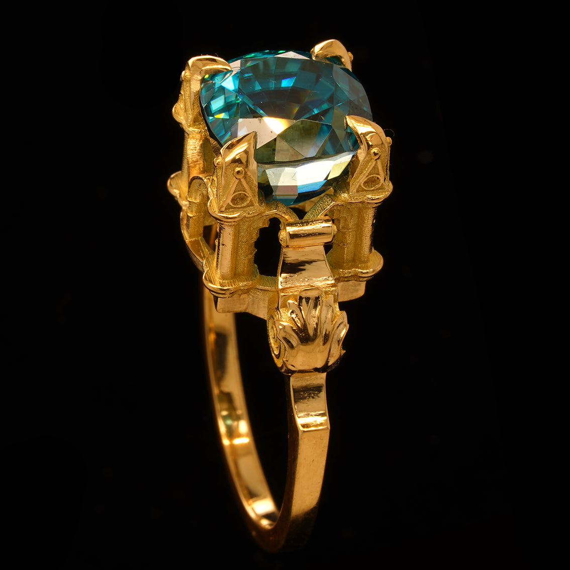 SPLENDOUR SANCTUM RING