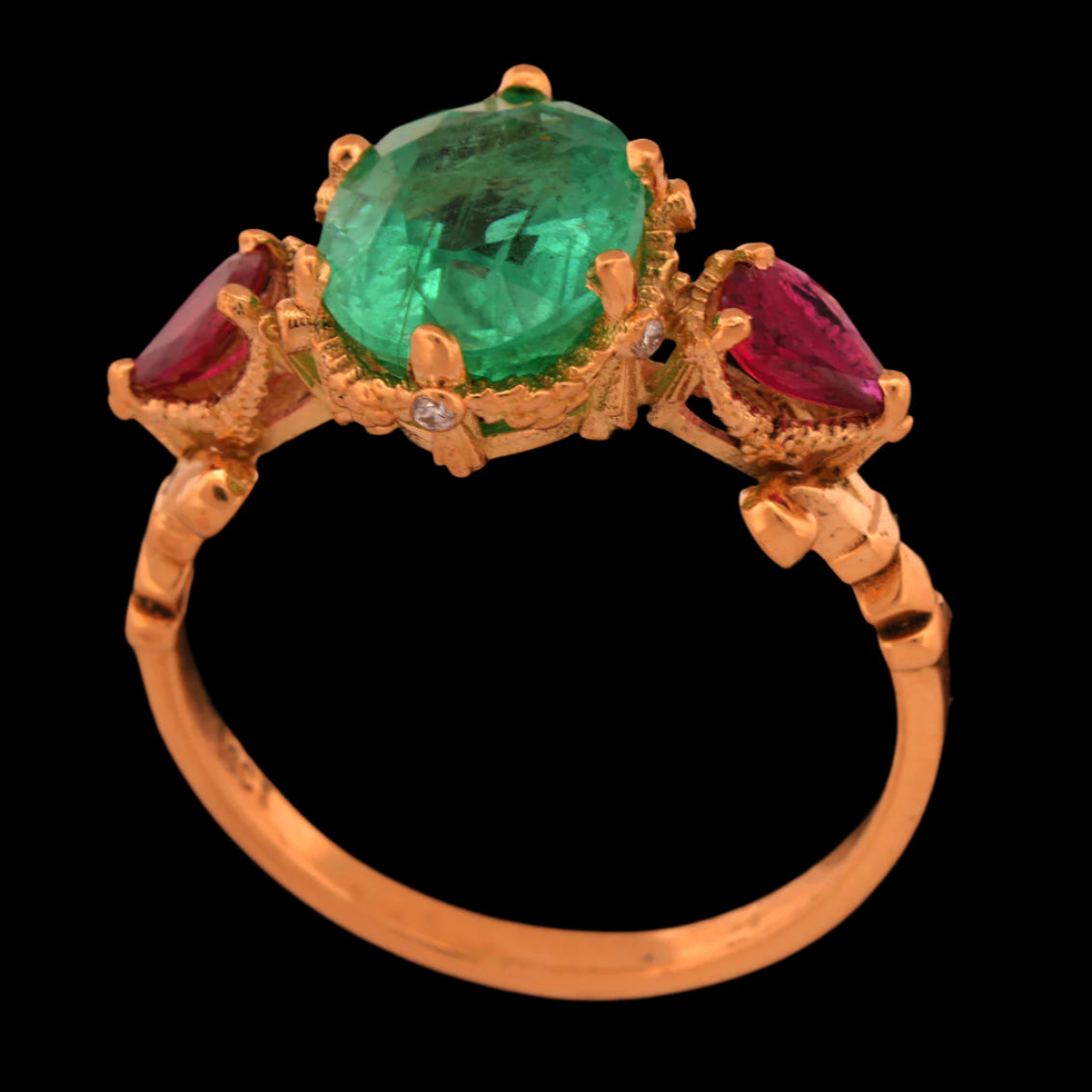 SULTAN'S EMERALD RING