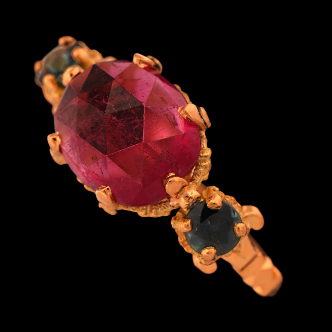 RADIANT ELEGANCE RING