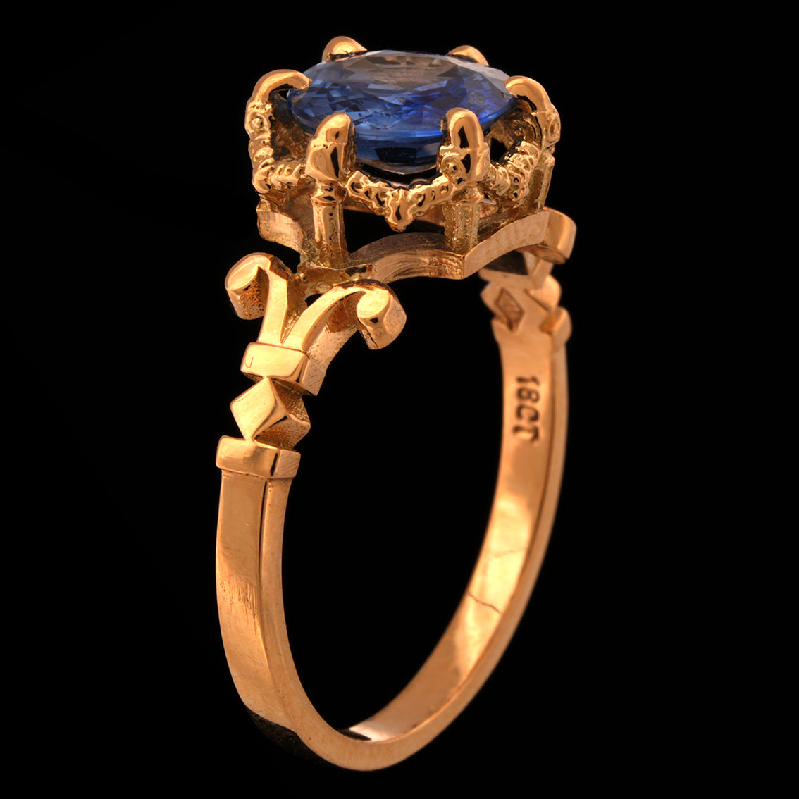 GARLAND SAPPHIRE RING