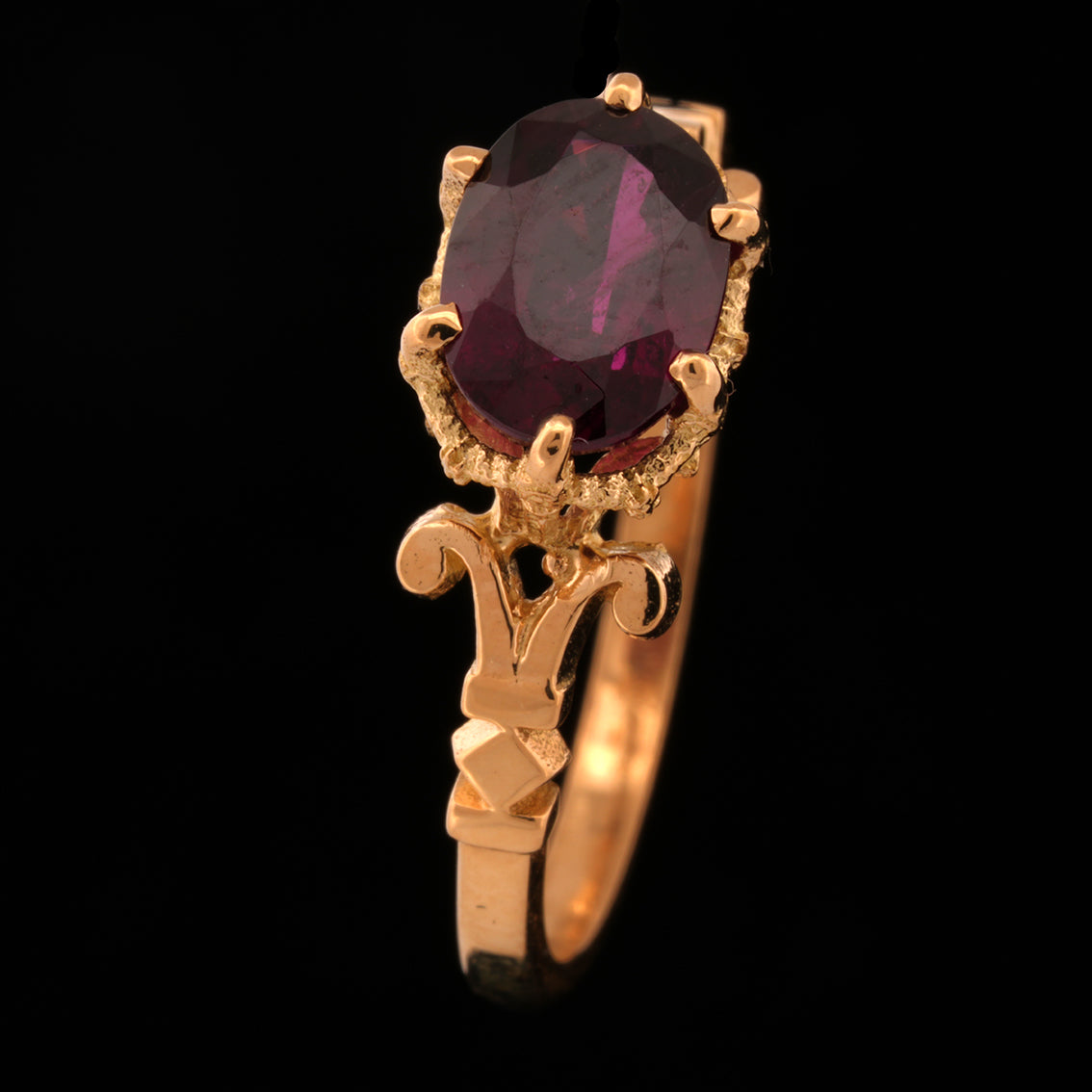 JOSEPHINE GARNET RING