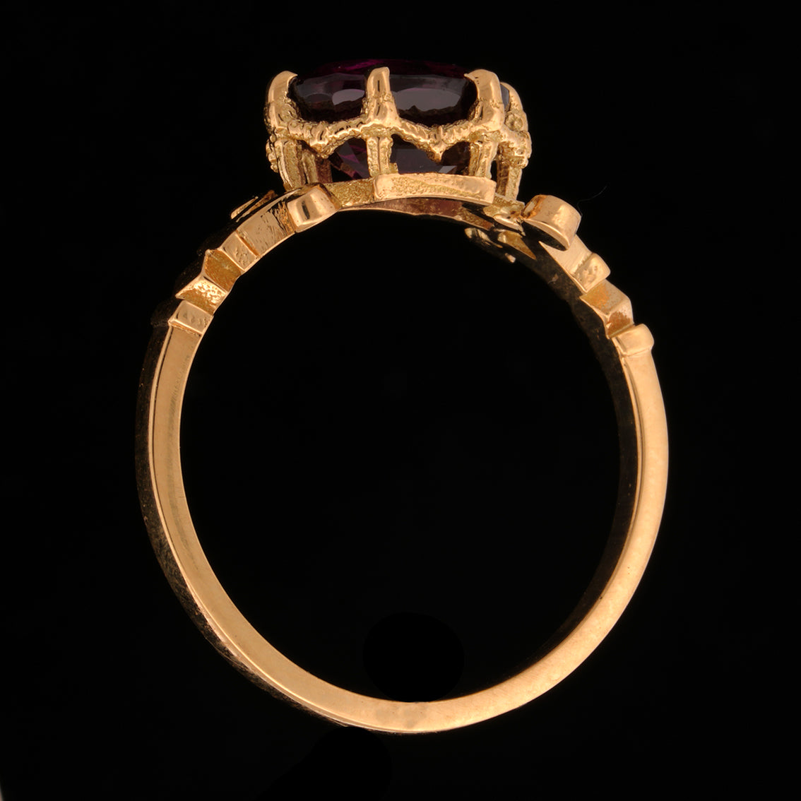 JOSEPHINE GARNET RING