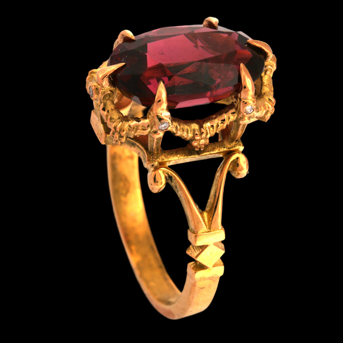 Rimona Garnet Ring