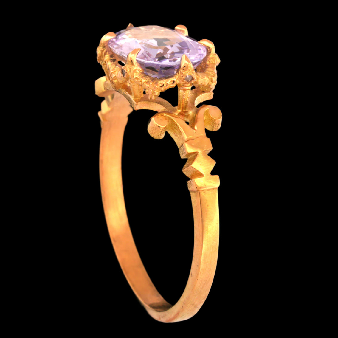 Lilac Sapphire Syringa Ring