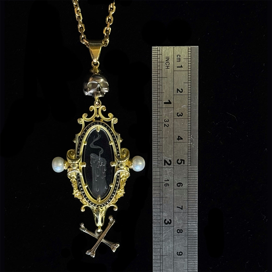 MEMENTO MORI NECKLACE