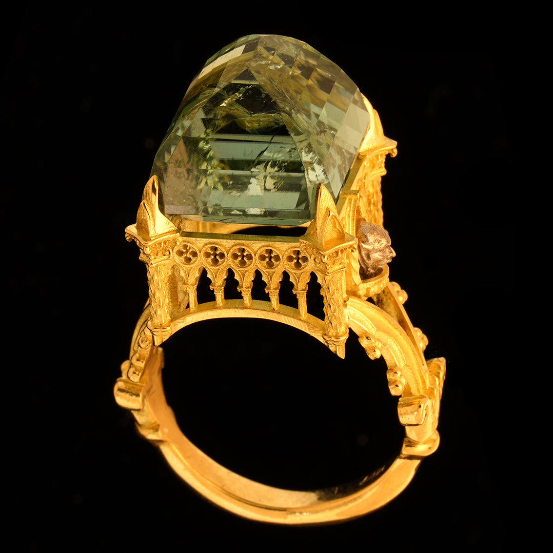 GUARDED PALACE RING