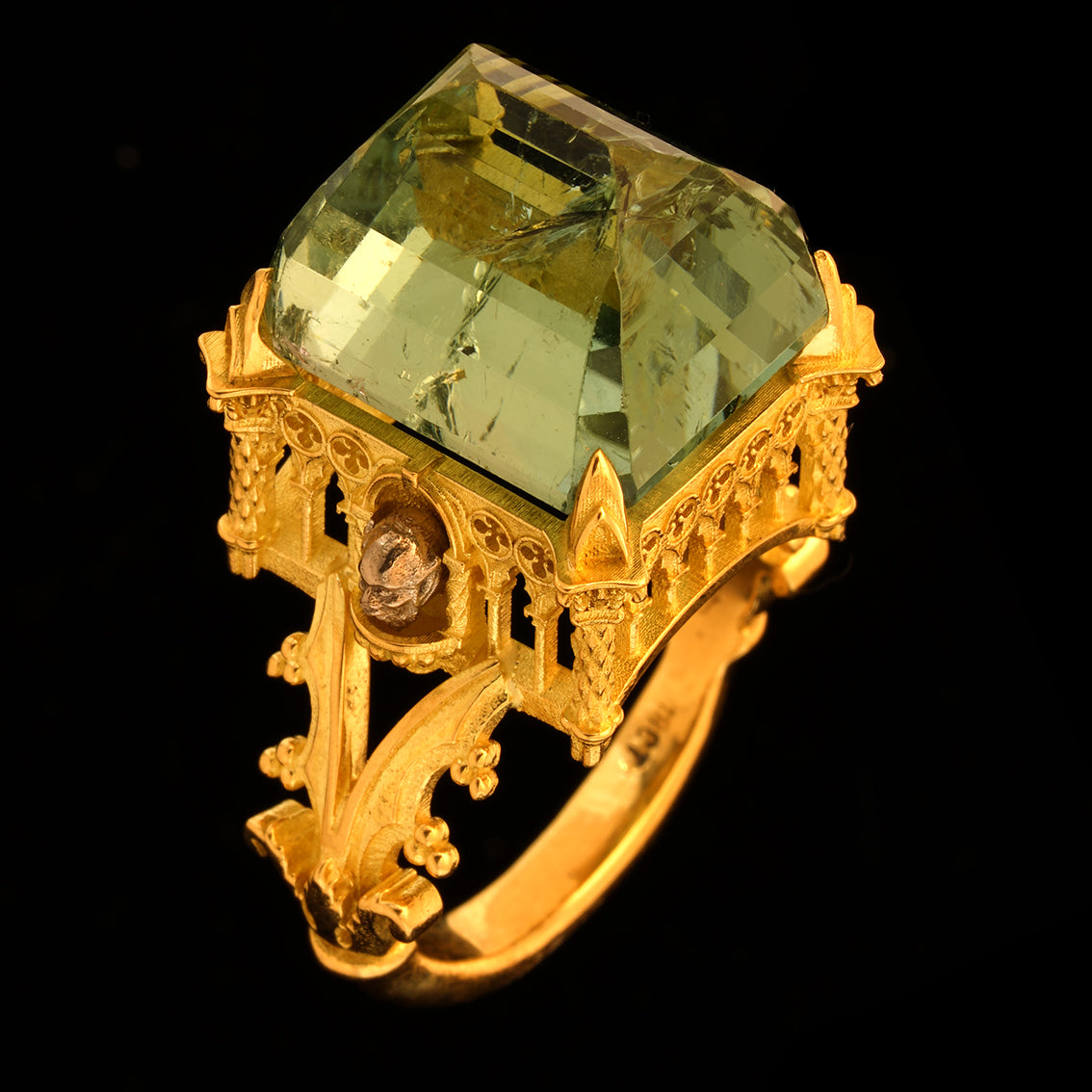GUARDED PALAZZO RING