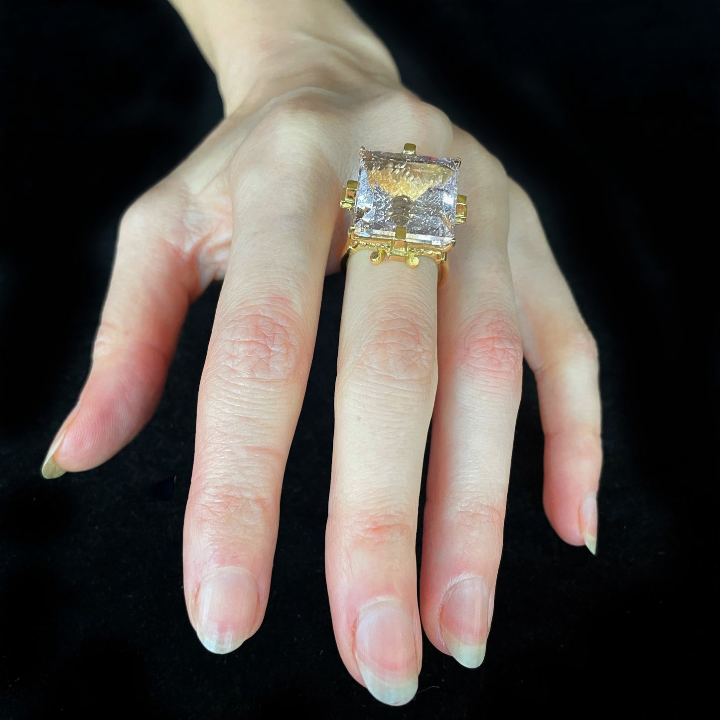 BAGUE AUTEL D'EROS