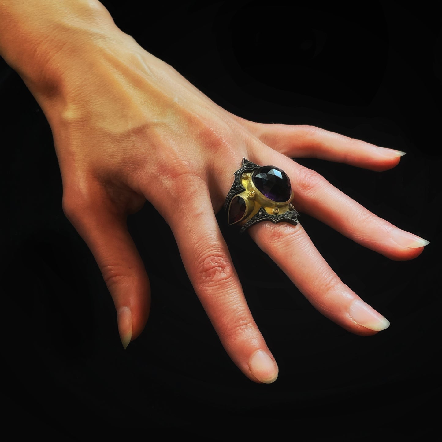 VALIANT DYNASTY RING