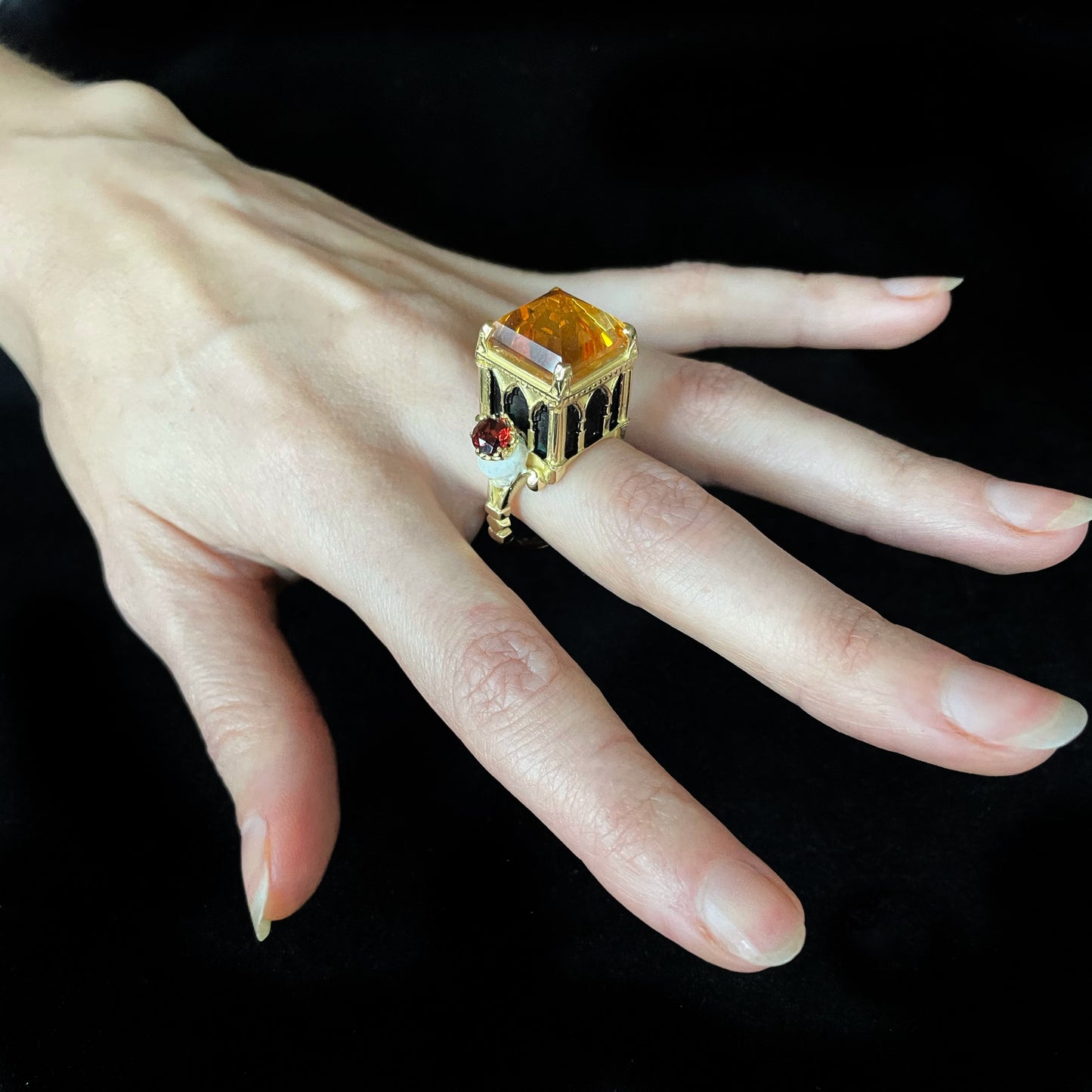 CATACOMB SAINTS POISON CHAMBER RING