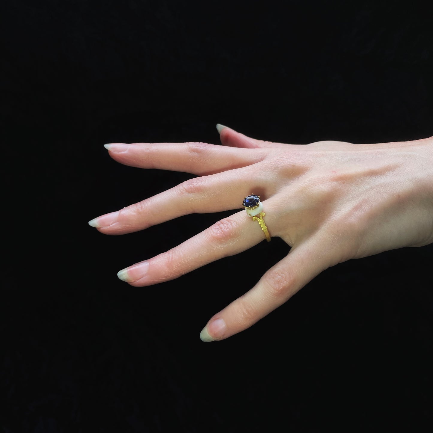 CATACOMB SAINT SKULL BURMESE SAPPHIRE RING