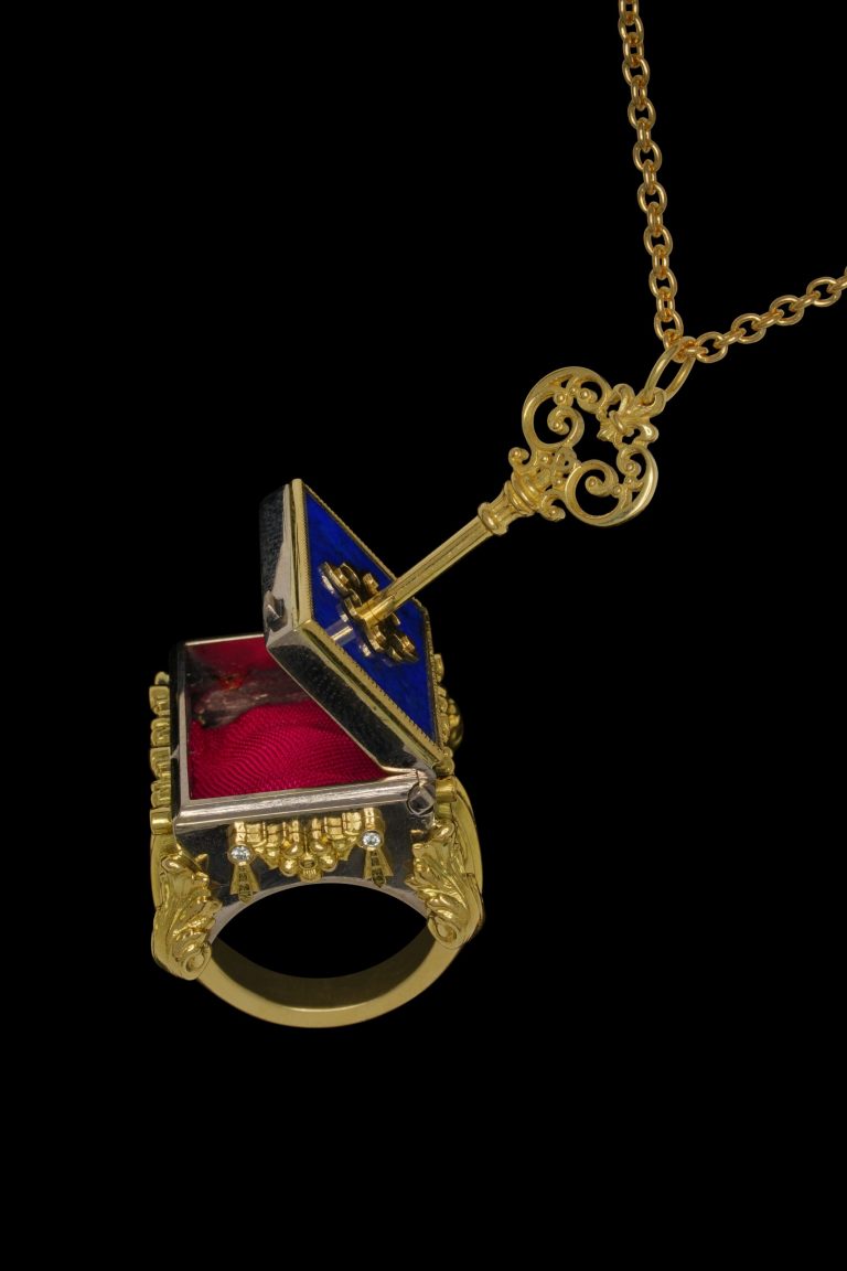 ANELLO DA CAMERA CELESTIALE
