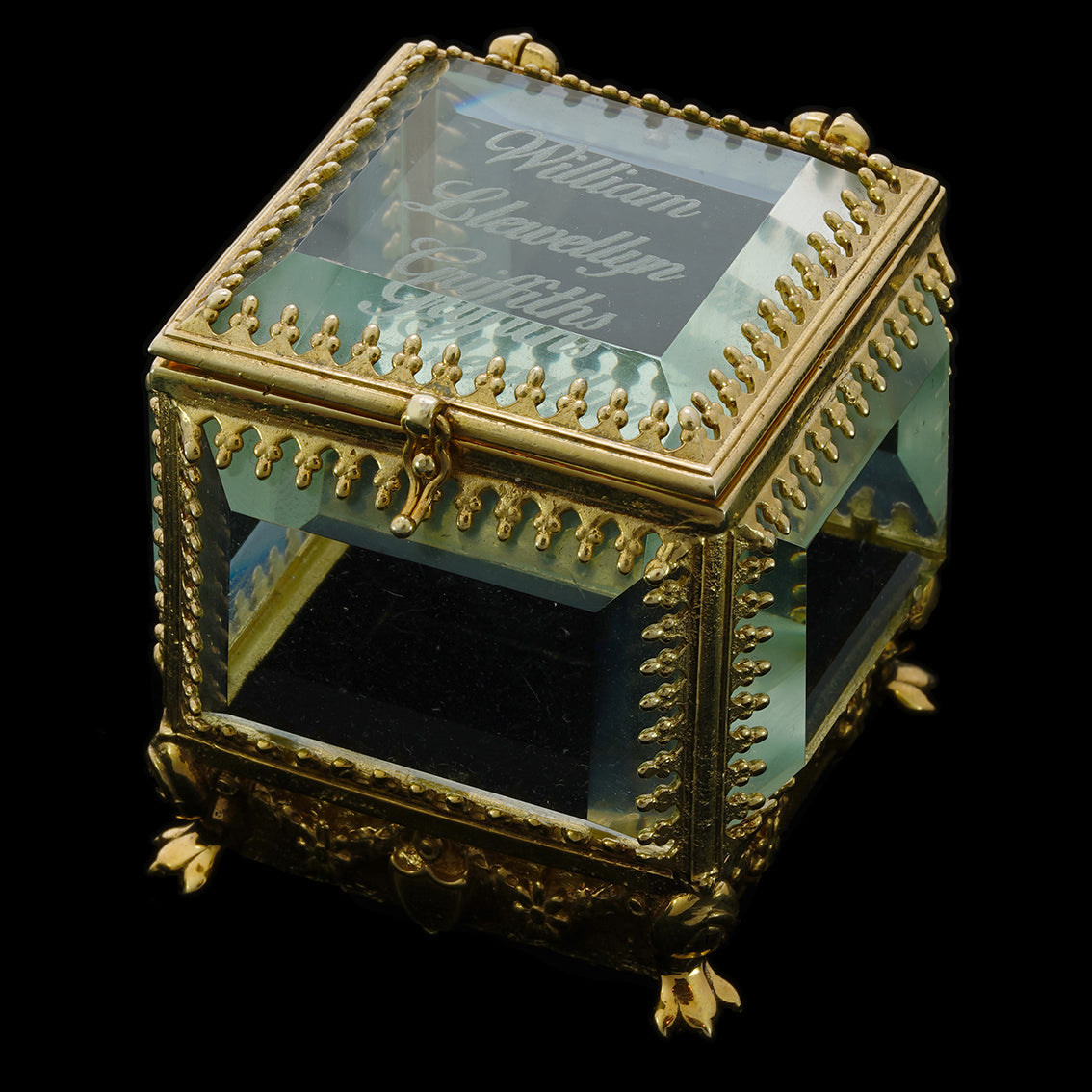 CATACOMB SAINTS POISON CHAMBER BAGUE