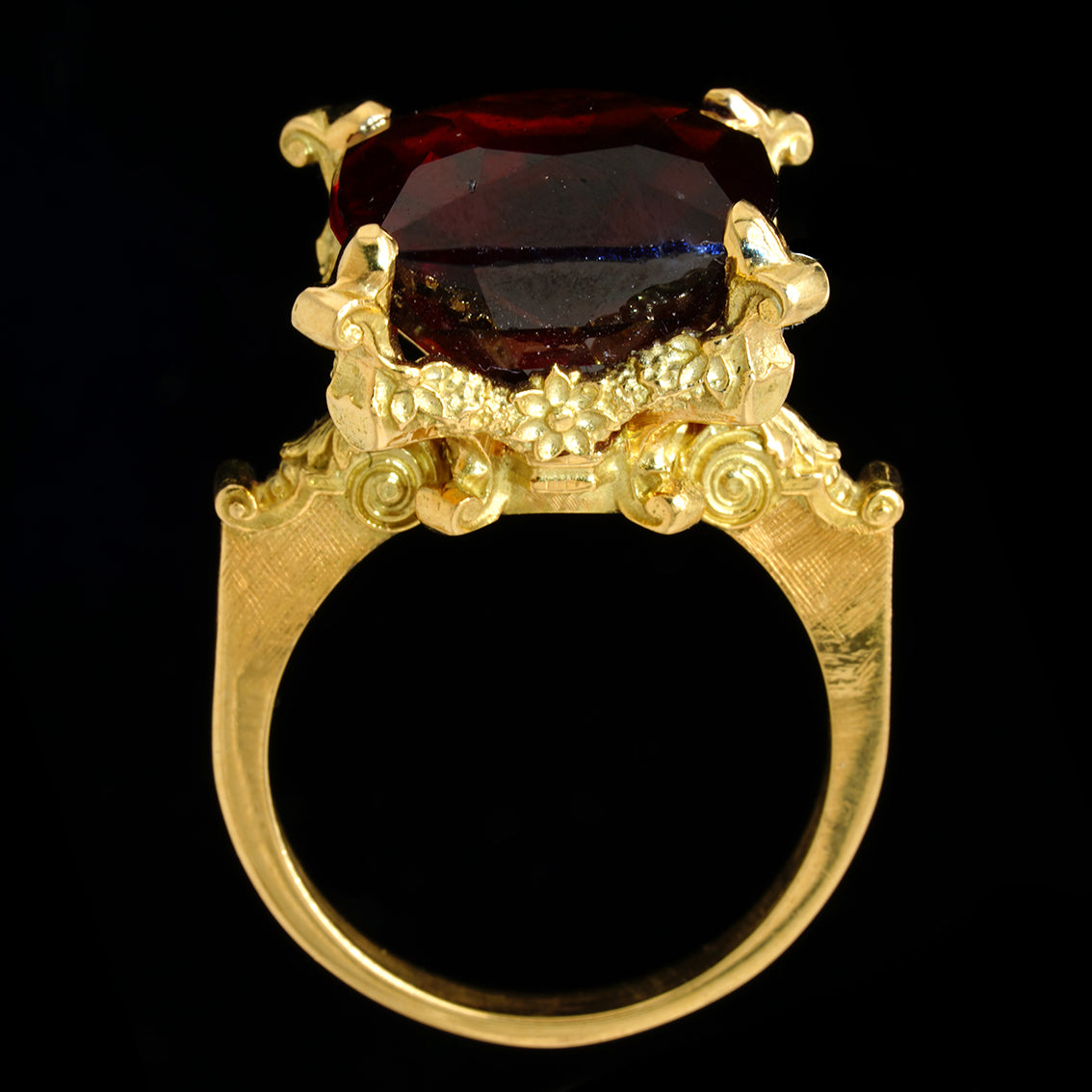 DIONYSUS AND THE NYMPHS OF NYSA RING