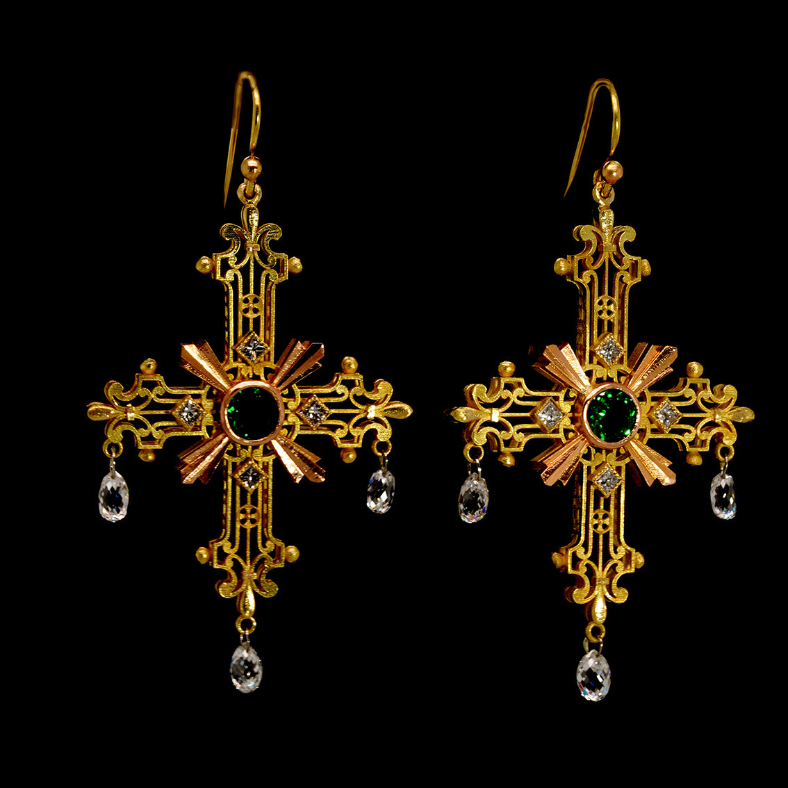 BOUCLES D'OREILLES CRUX GEMMATA