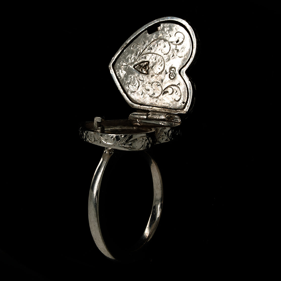 BAGUE POISON CŒUR PRÉCIEUX