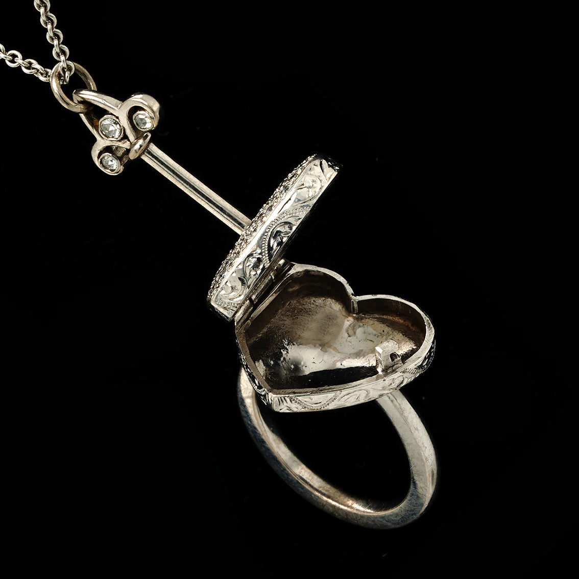 BAGUE POISON CŒUR PRÉCIEUX