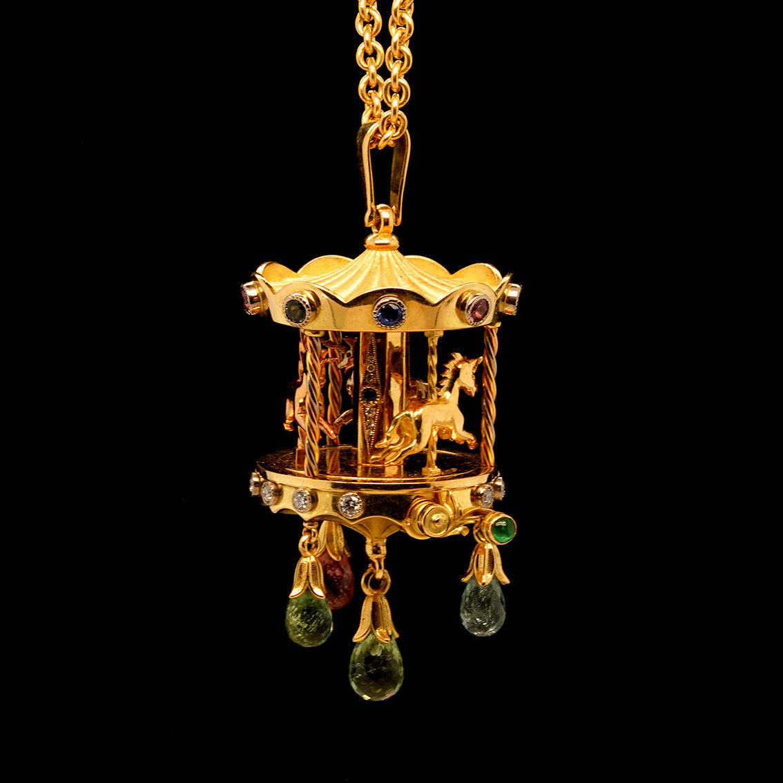 AUTOMATA CAROUSEL PENDANT NECKLACE