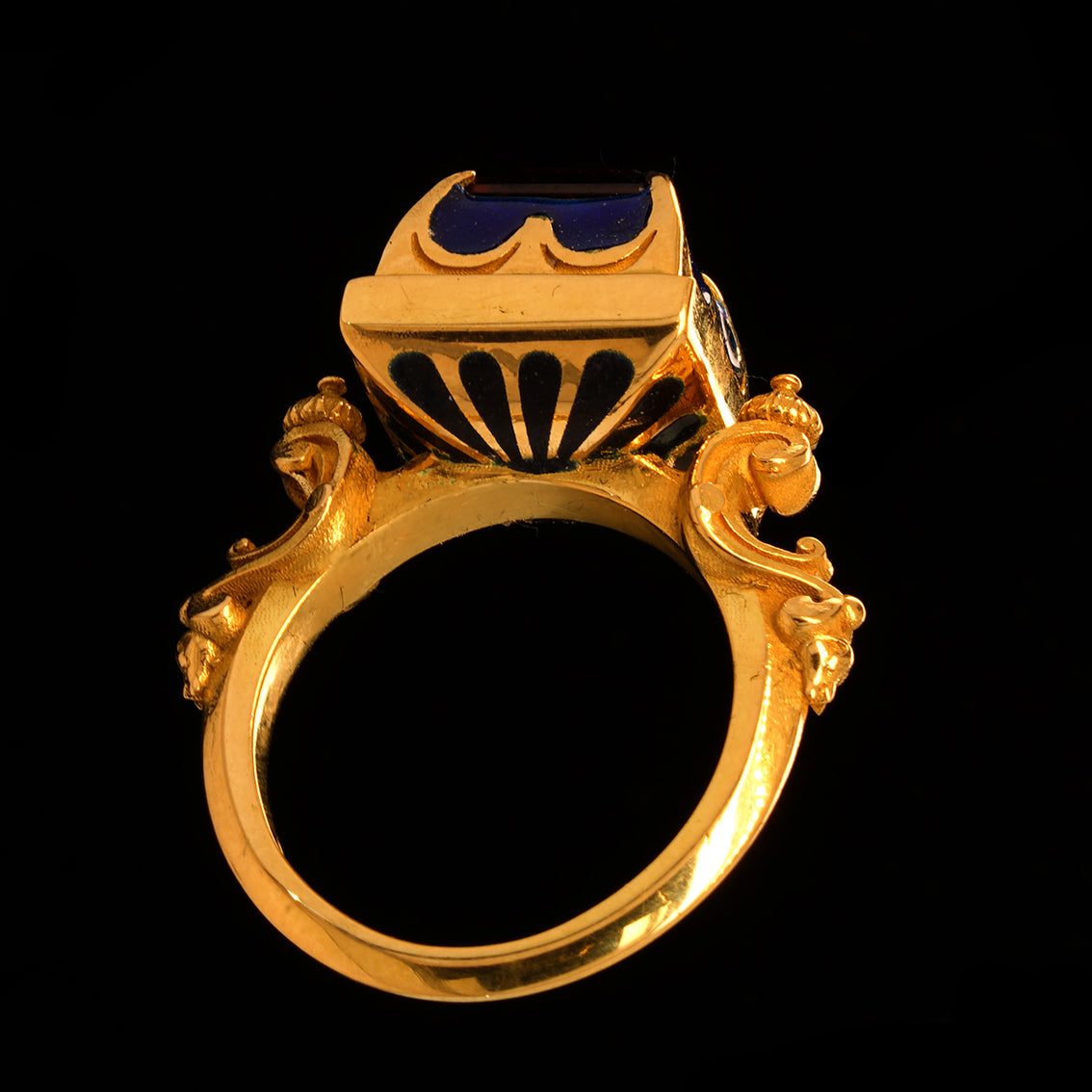 THE CROWNED HEART OF MARY RING