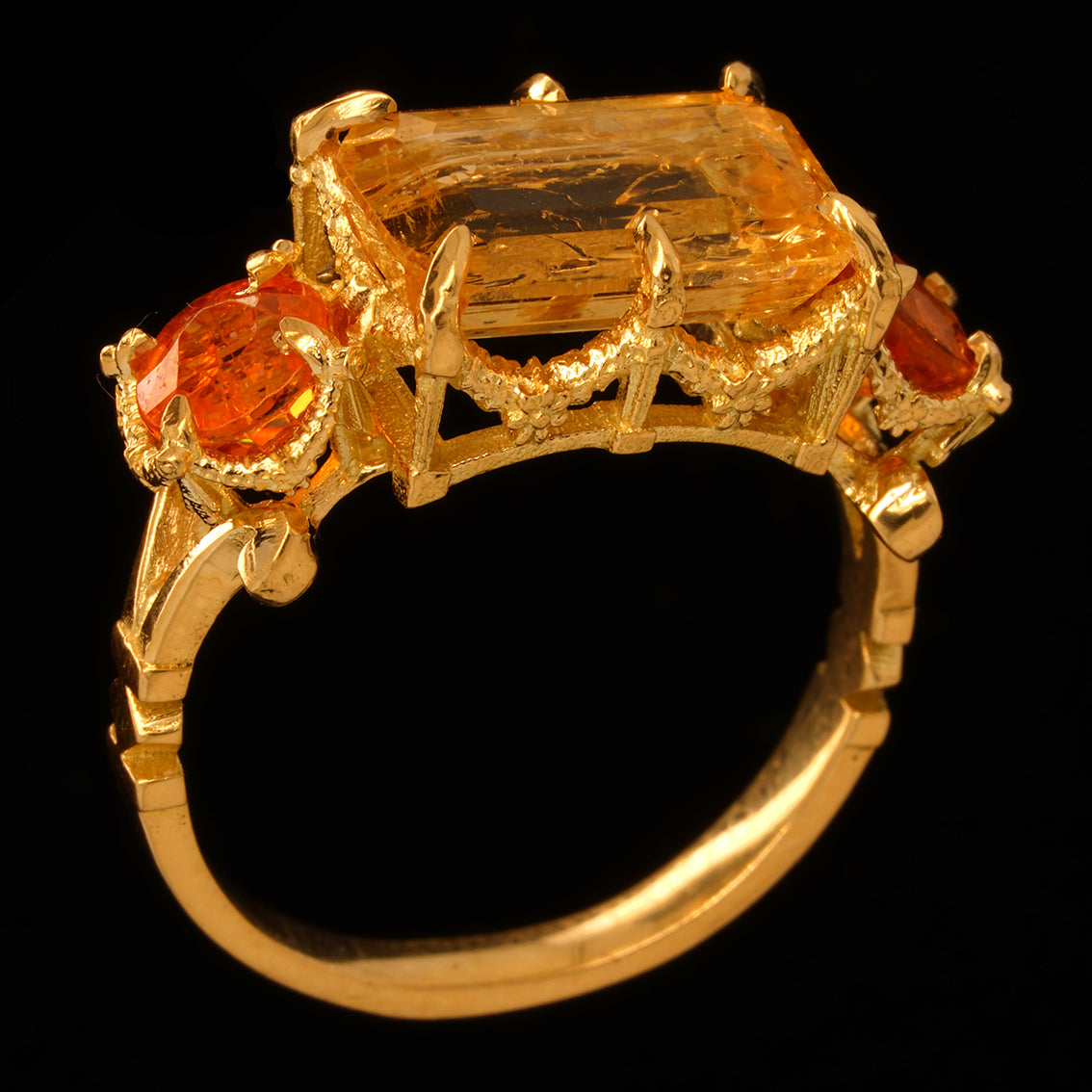 Minstry Rings PRIMROSE MAJESTY RING – Metal Couture