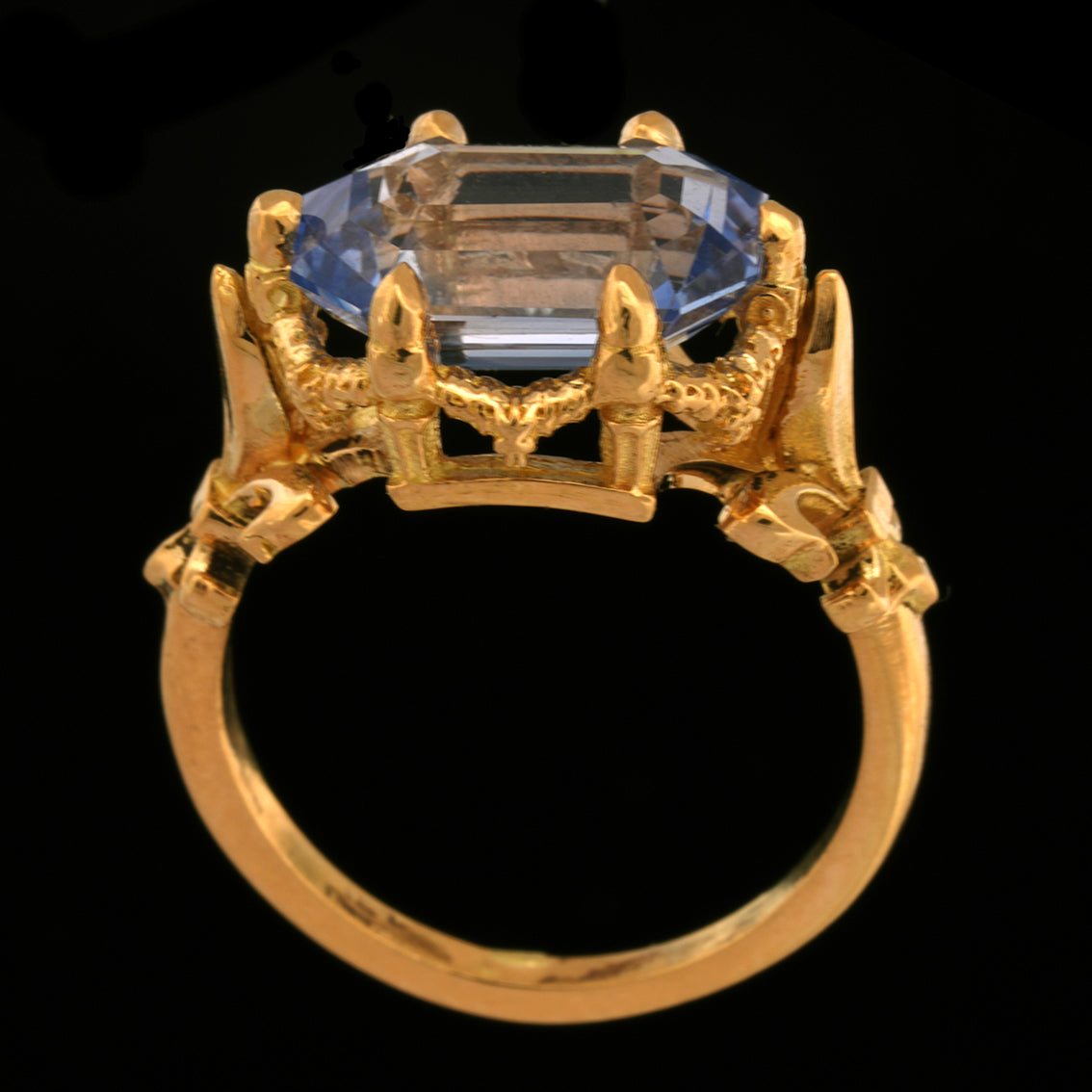BLEU CIEL SAPPHIRE RING