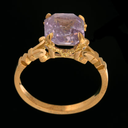 LADY LILAS SAPPHIRE RING