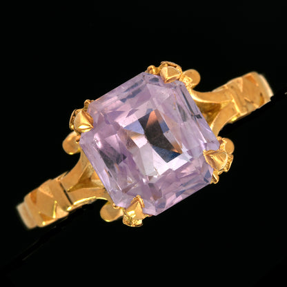 LADY LILAS SAPPHIRE RING