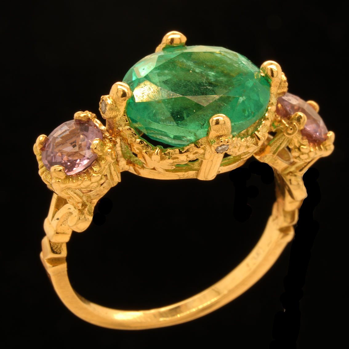 POMPADOUR EMERALD RING