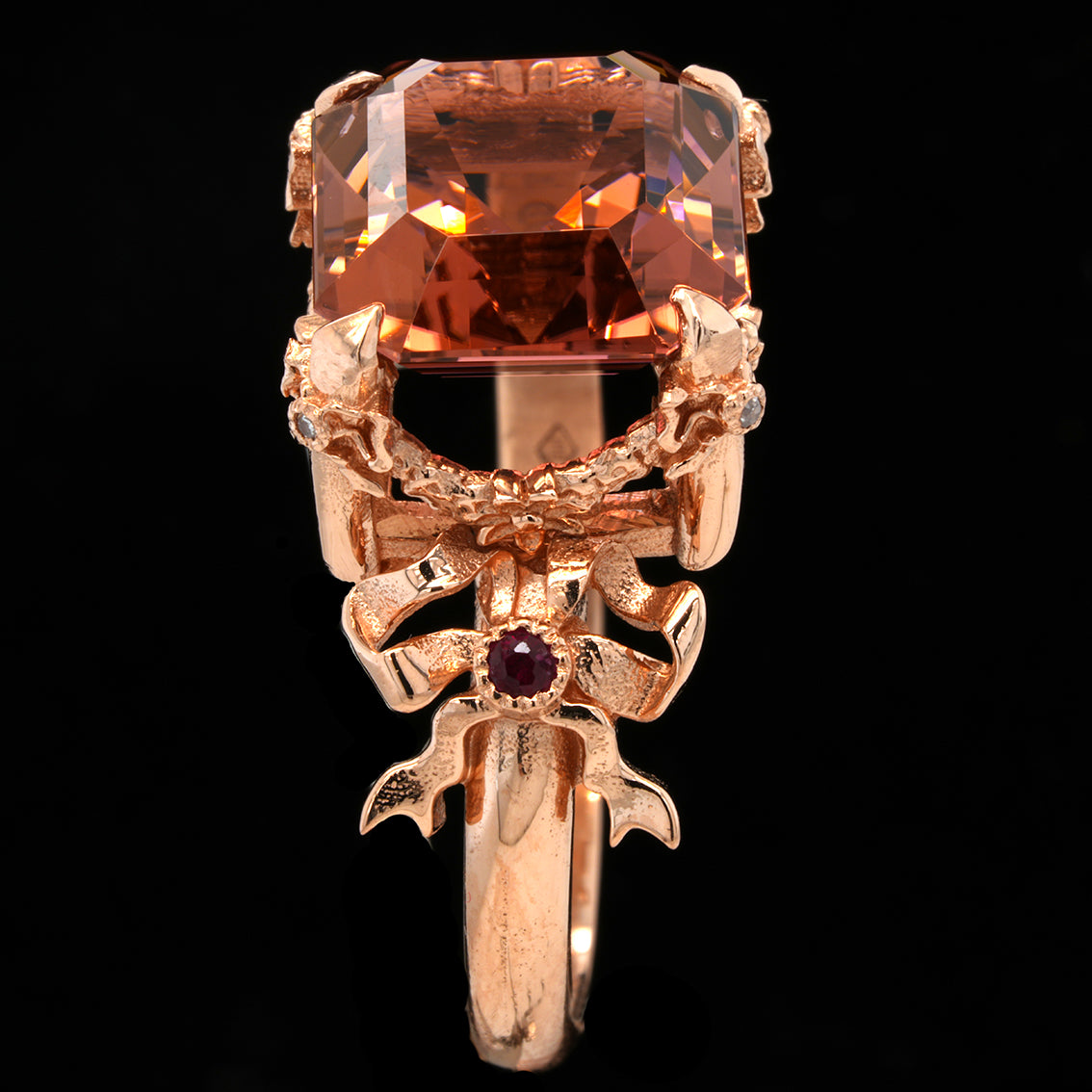 BERIBBONED OPULENCE RING