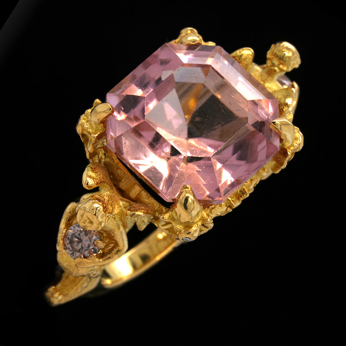 CONTEMPLATIVE ANGELS RING
