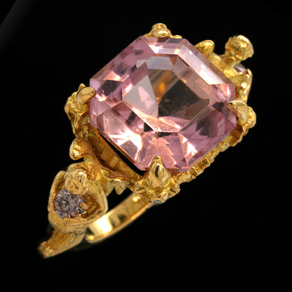 CONTEMPLATIVE ANGELS RING