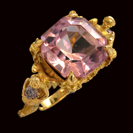 CONTEMPLATIVE ANGELS RING