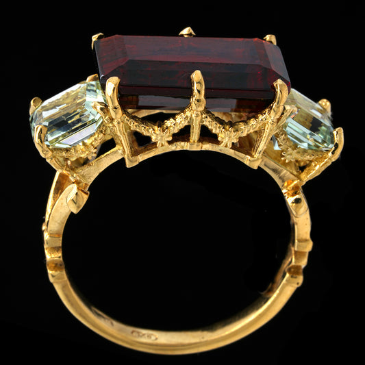 GARLAND MAJESTY RING