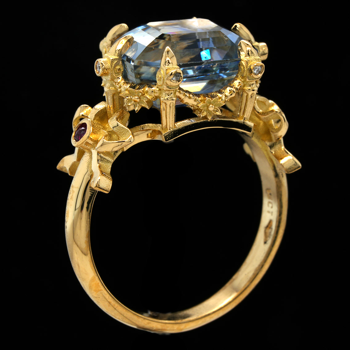 BERIBBONED PARTI SAPPHIRE RING