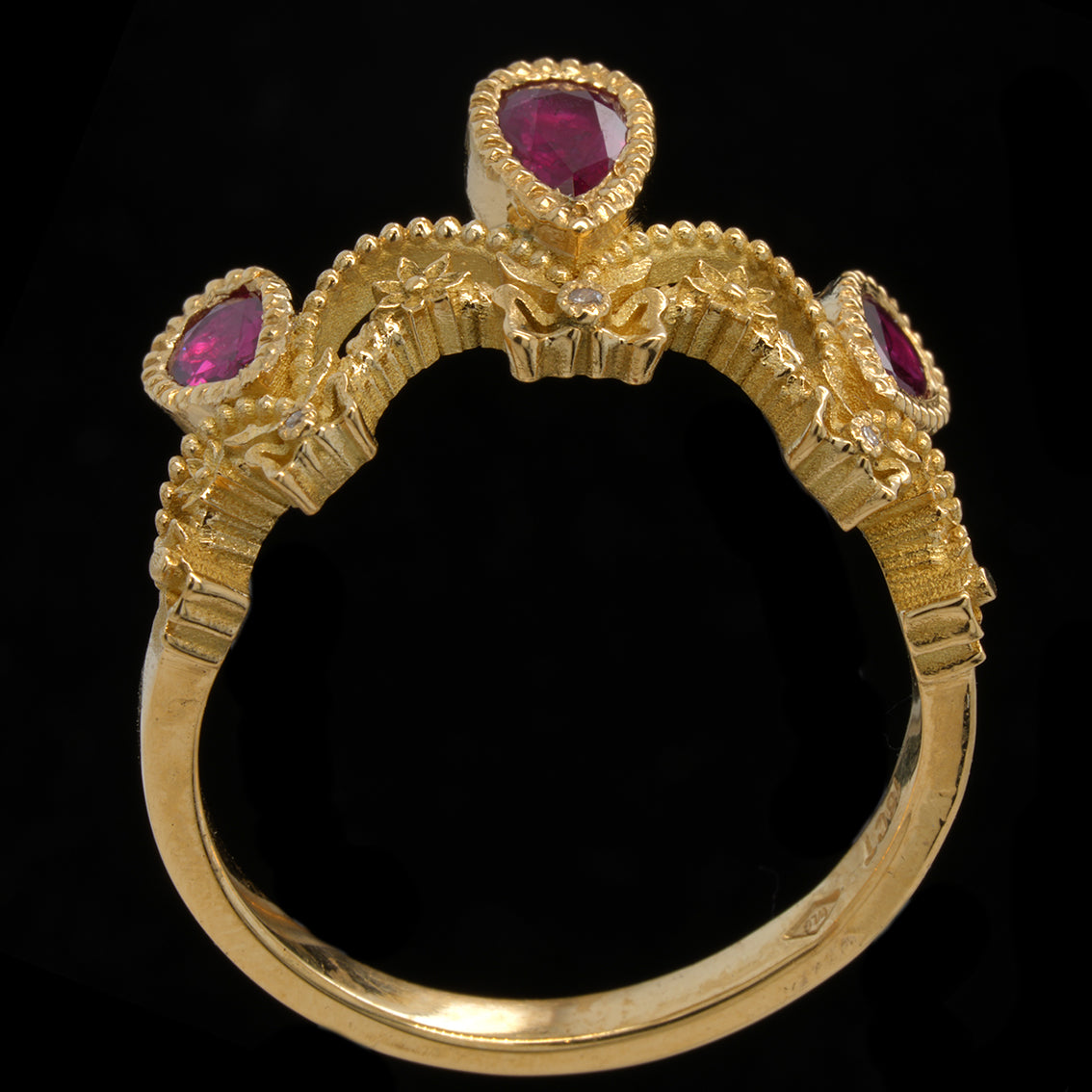 BOWS AND RUBIES RING