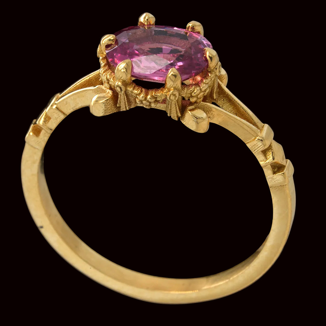 PINK SAPPHIRE GARLAND RING
