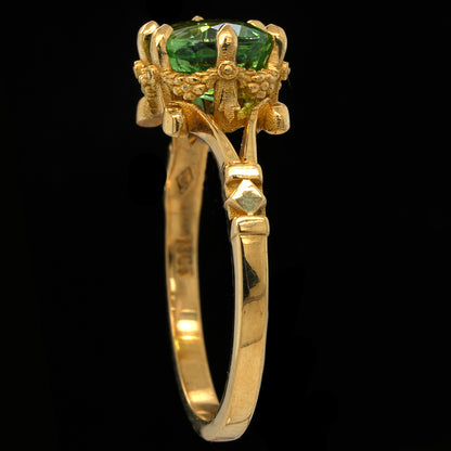TSAVORITE GARNET GARLAND RING