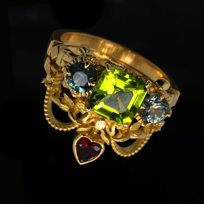 PERIDOT GARLAND RING