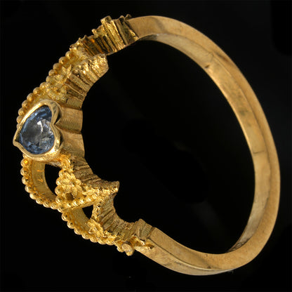 EMPYREAN SAPPHIRE HEART RING